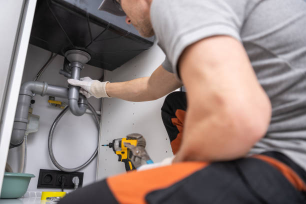 Best Local Plumber Services  in Runaway Bay, TX